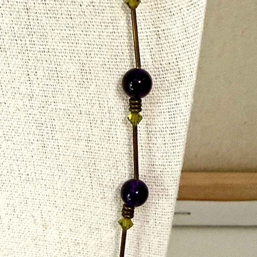 Vtg Amethyst Beaded Necklace Brass Tone Green Crystal Accent Boho Chic Fairy 23